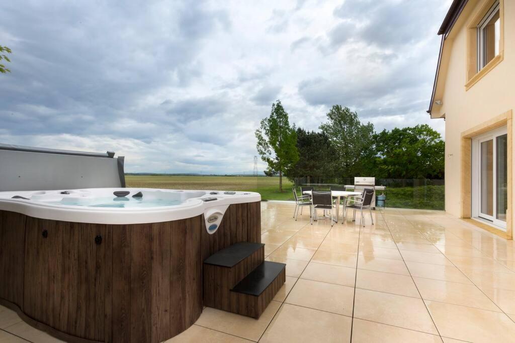 Vila L'Atelier 4 Stars Luxury, Hot Tub, Pool Nambsheim Exteriér fotografie